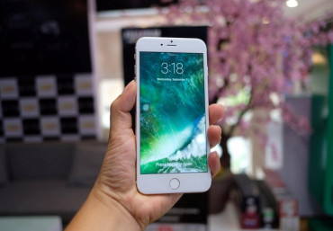 iPhone 7 ra mắt: Chống nước, camera kép, giá từ 649 USD